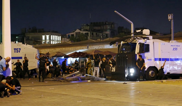 Former police chief found in tank during failed Gülenist coup attempt 